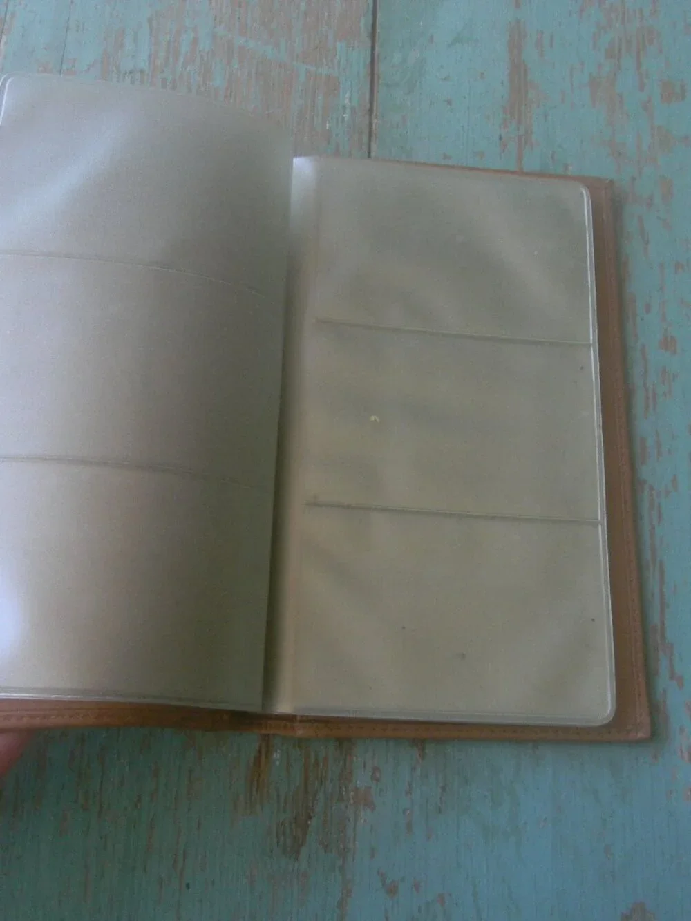 VINTAGE ST. DENNIS TAN LEATHER BUSINESS CARD ORGANIZER TRAVEL PHOTO 5